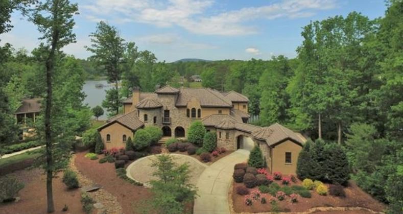 house in pebble bay denver nc